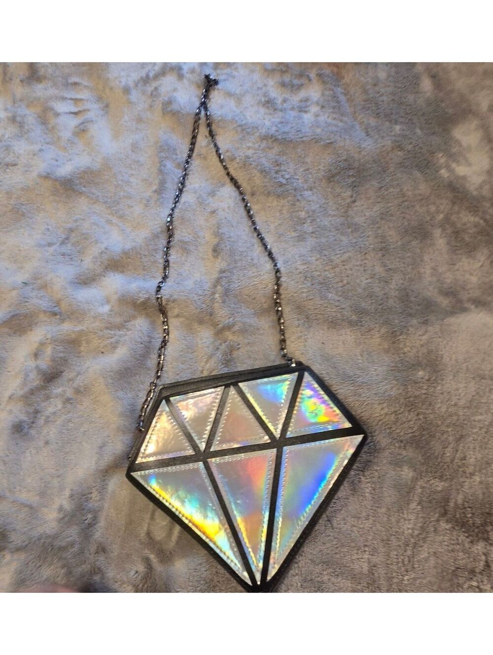 Diamond-Shaped Holographic Crossbody Bag with Chain Strap